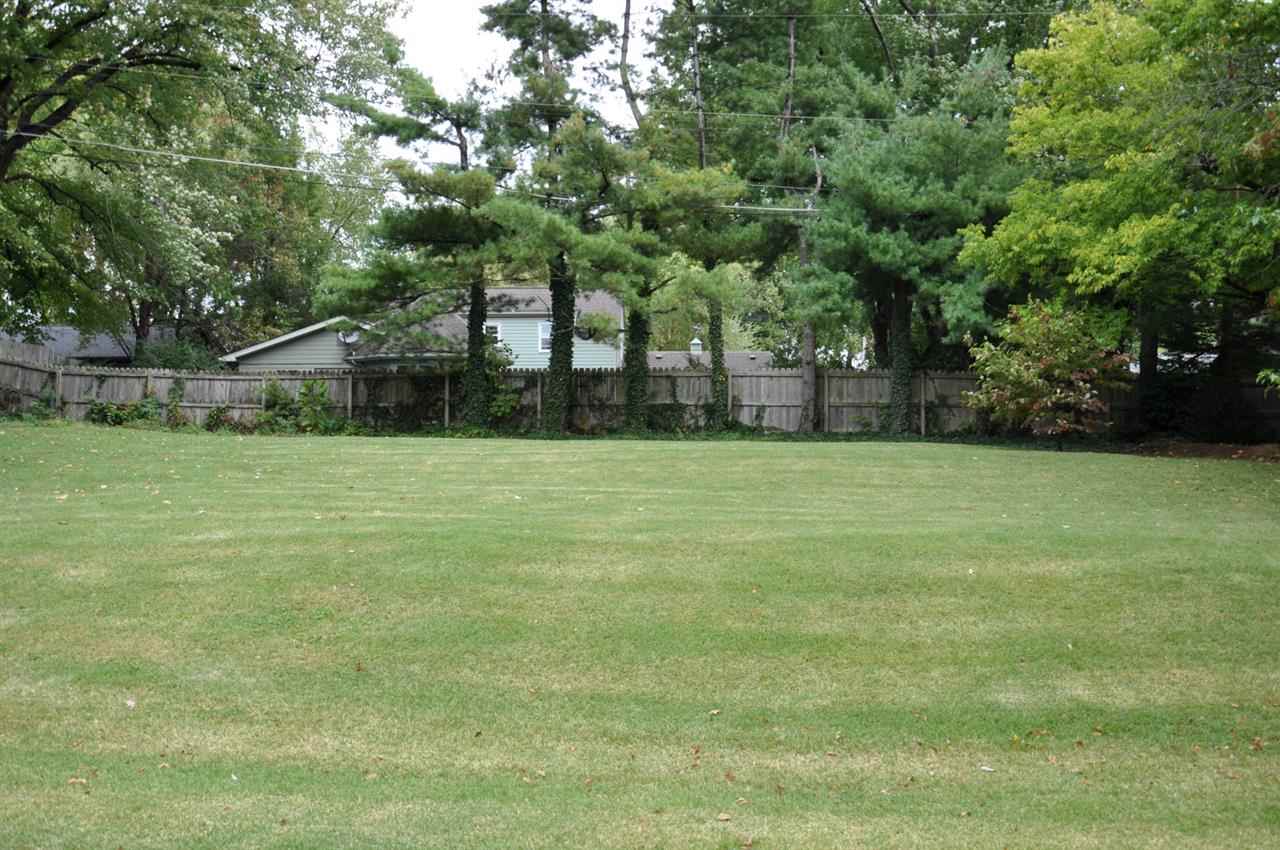 404 E Buena Vista Rd, Evansville, IN 47711 photo 2