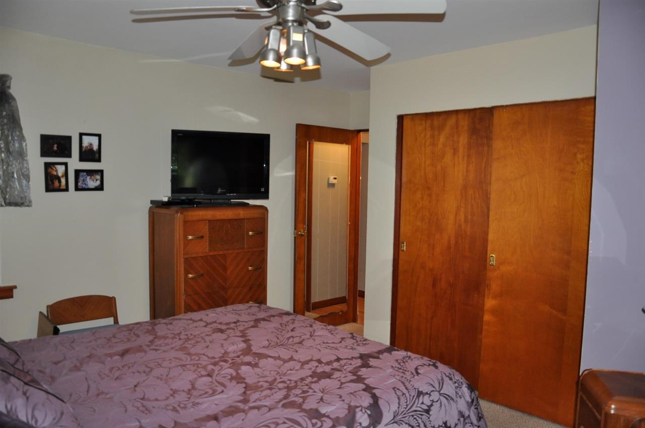 404 E Buena Vista Rd, Evansville, IN 47711 photo 18
