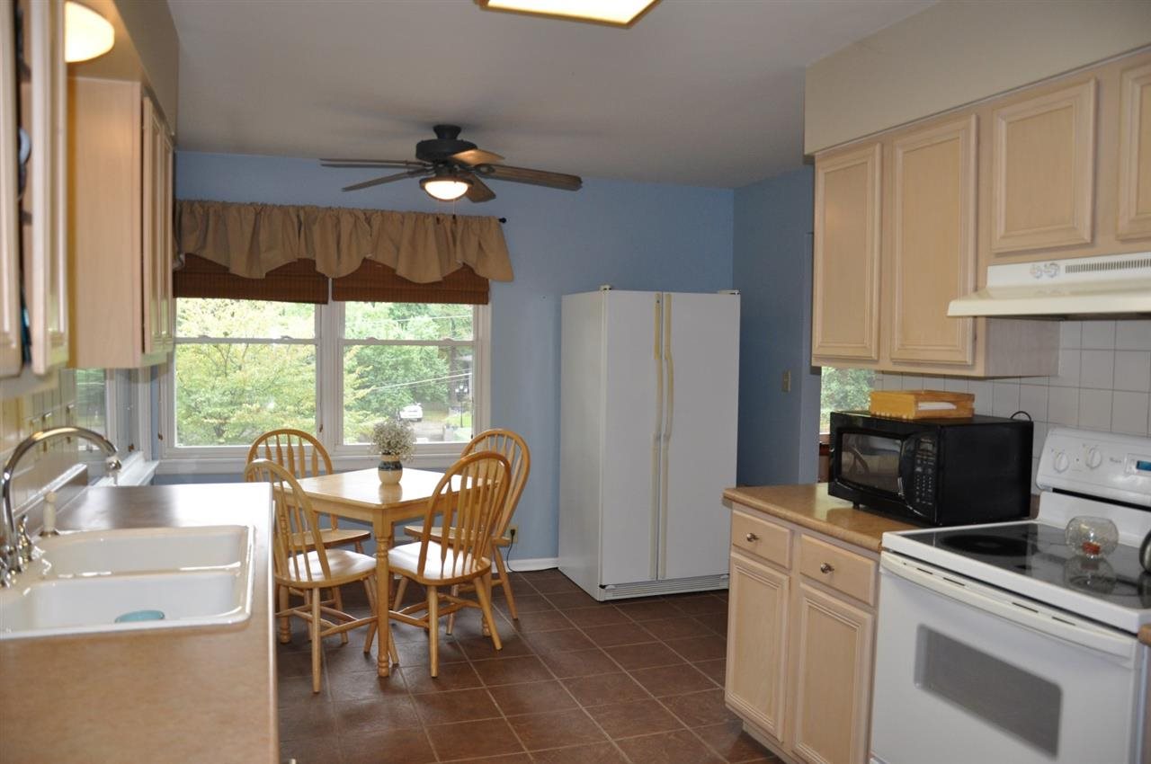 404 E Buena Vista Rd, Evansville, IN 47711 photo 14