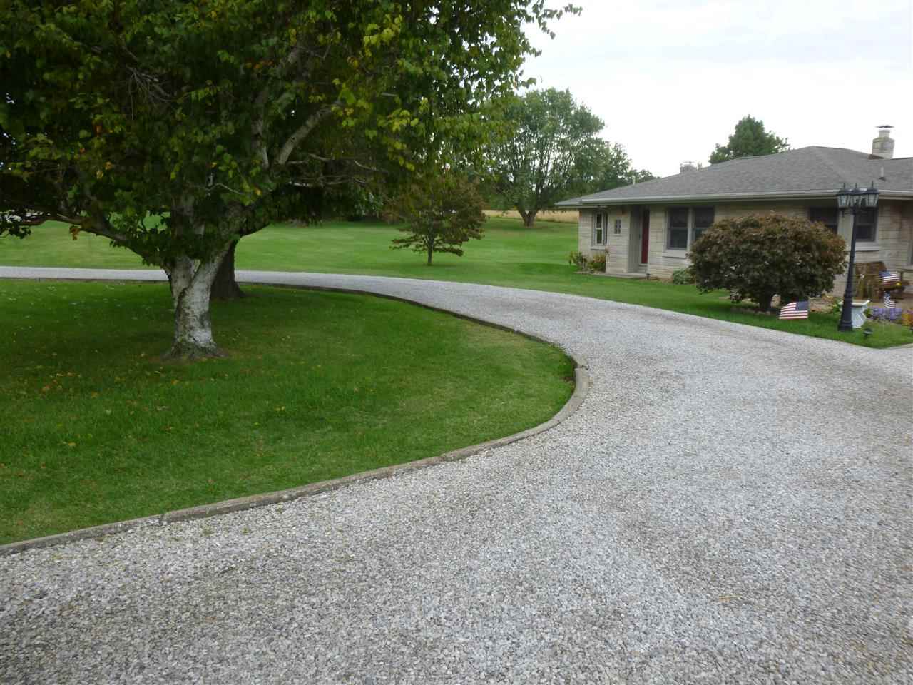 6820 New Harmony Rd, Evansville, IN 47720 photo 9