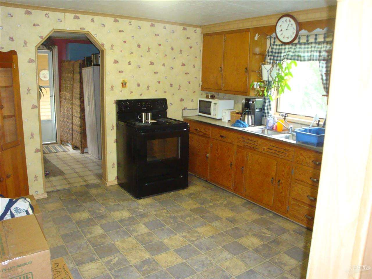 6420 E Mcguire Rd, Churubusco, IN 46723 photo 4