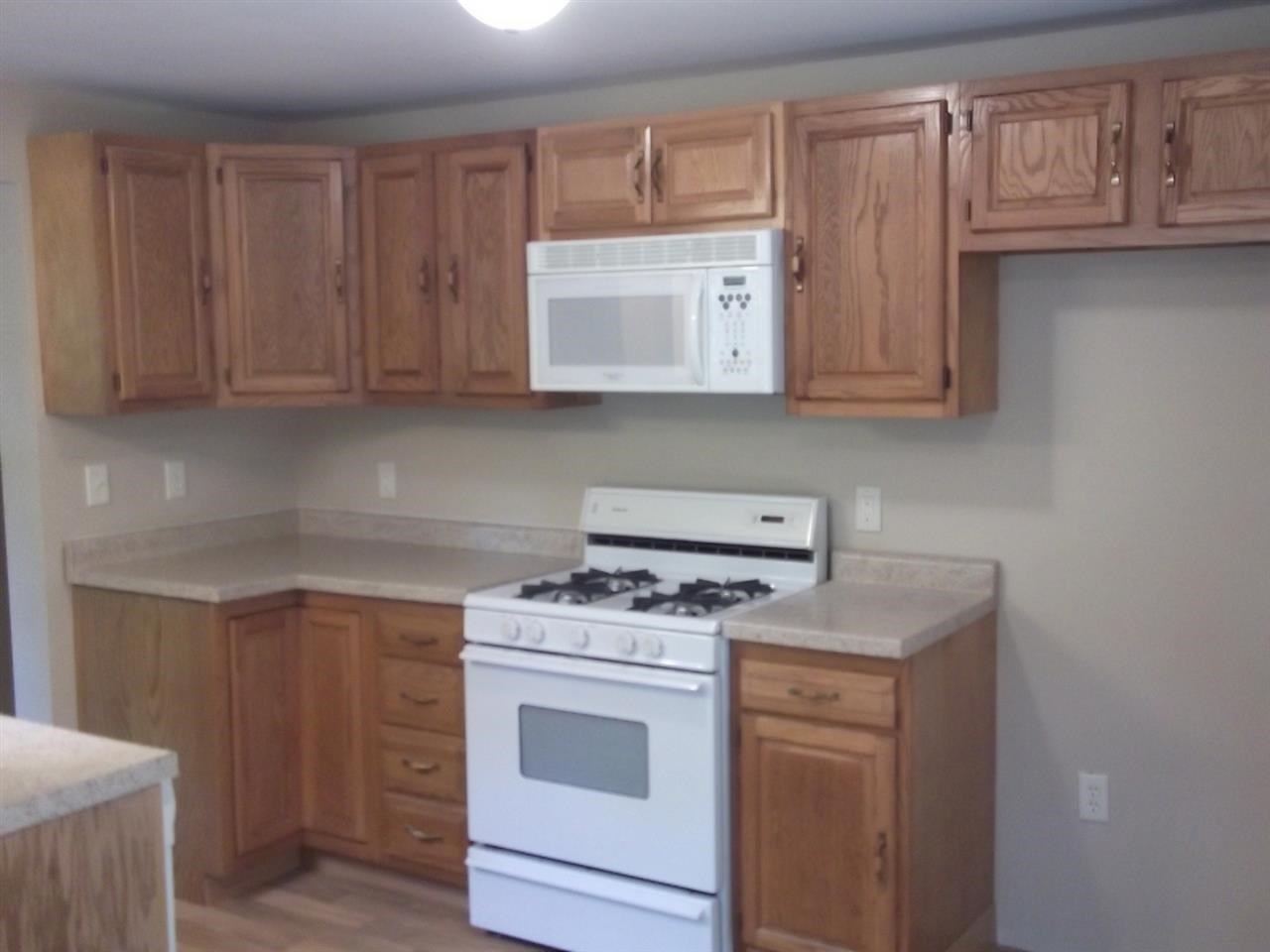 26710 Lakeview Dr, Elkhart, IN 46514 photo 6