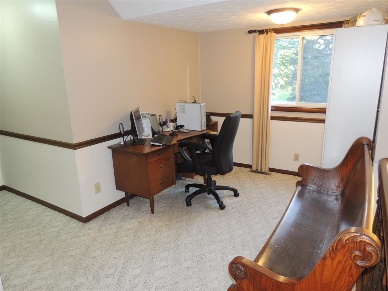 1480 N Lakeview Dr, Frankfort, IN 46041 photo 21