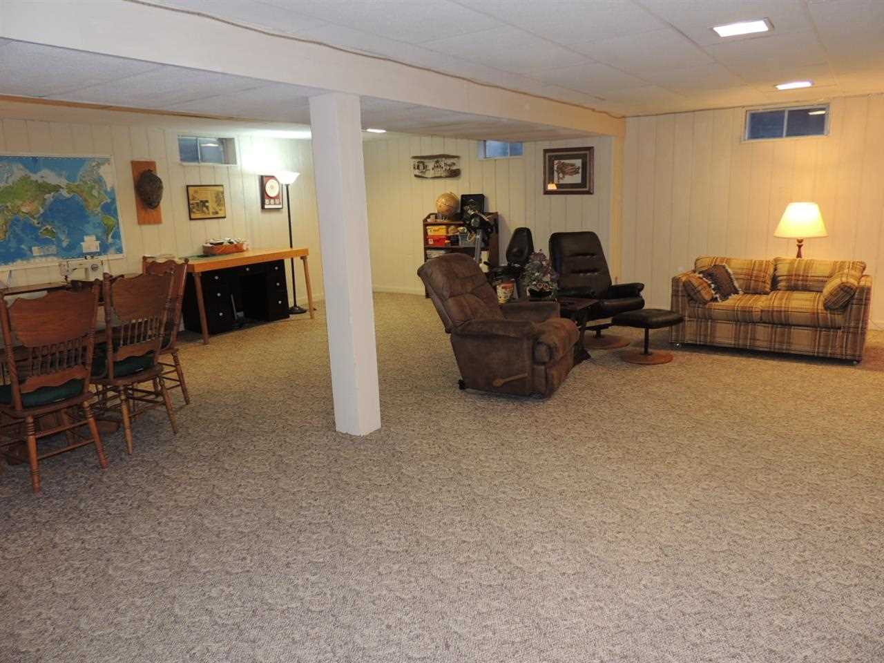 1480 N Lakeview Dr, Frankfort, IN 46041 photo 22