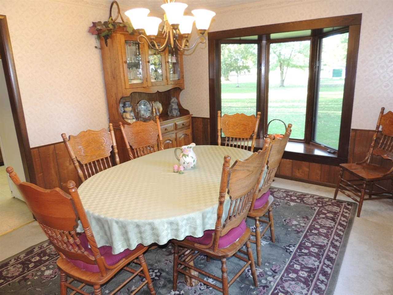 1480 N Lakeview Dr, Frankfort, IN 46041 photo 4