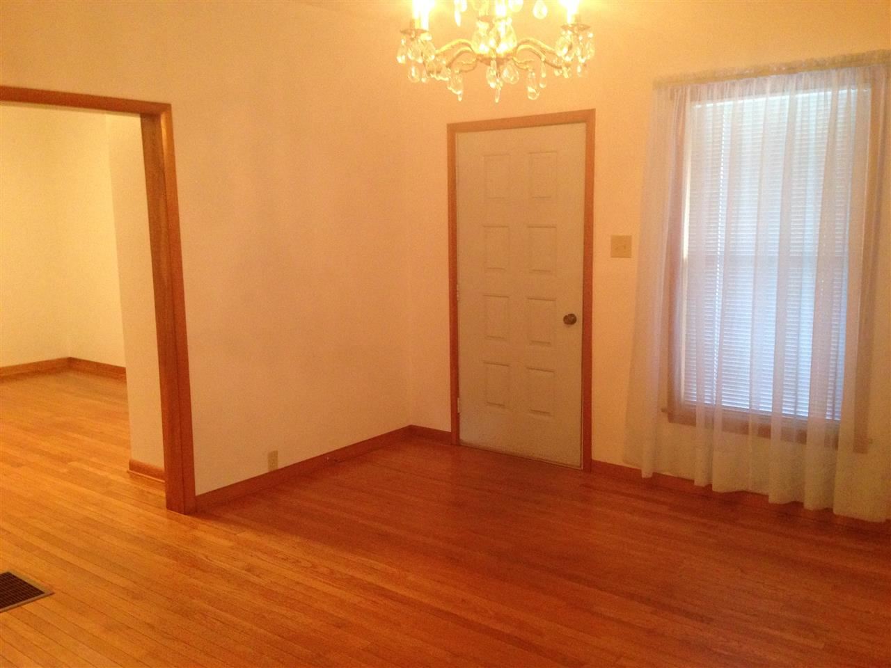 701 NW 1st St, Washington, IN 47501 photo 3
