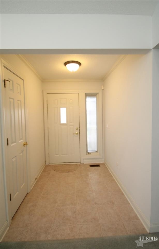 6426 Langley Ct, Fort Wayne, IN 46815 photo 5