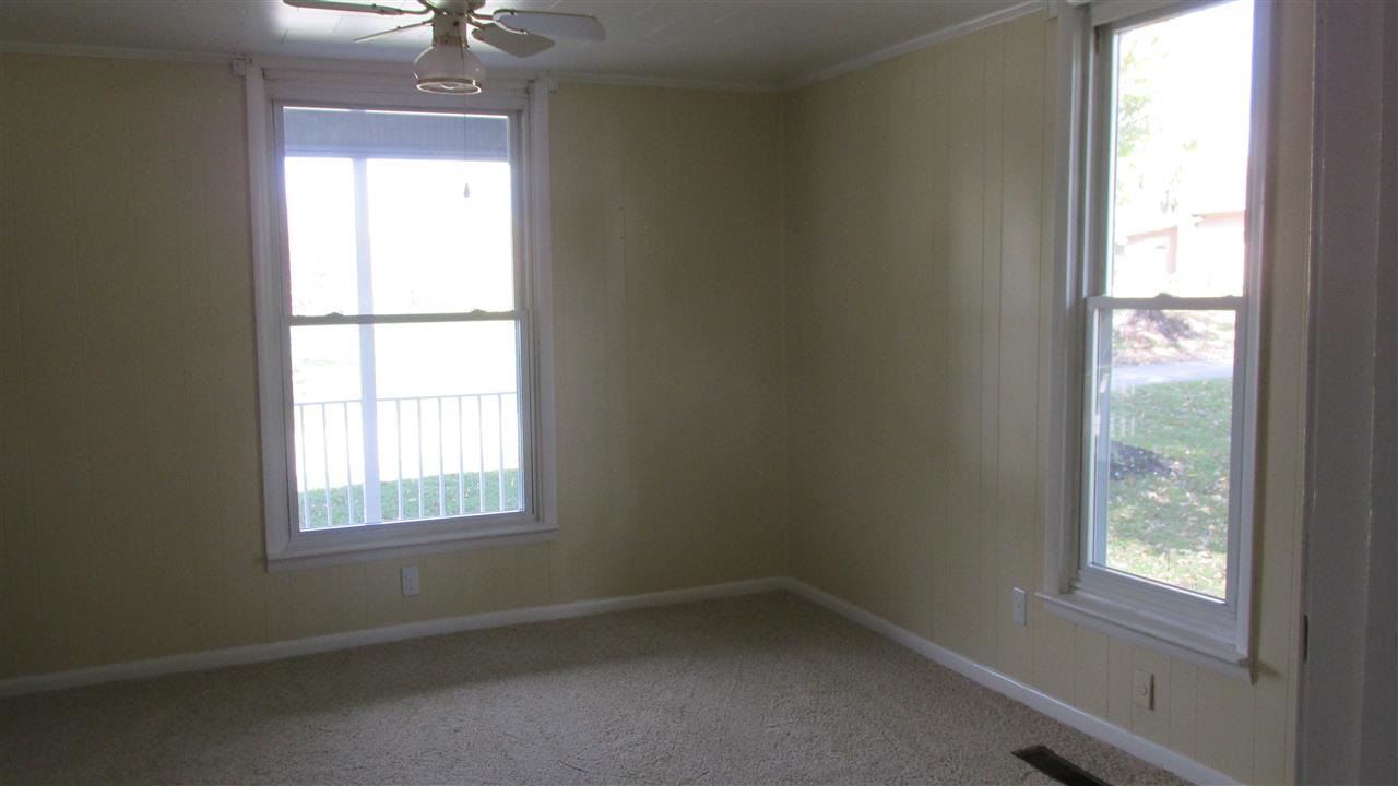 700 E Porter St, Winslow, IN 47598 photo 15