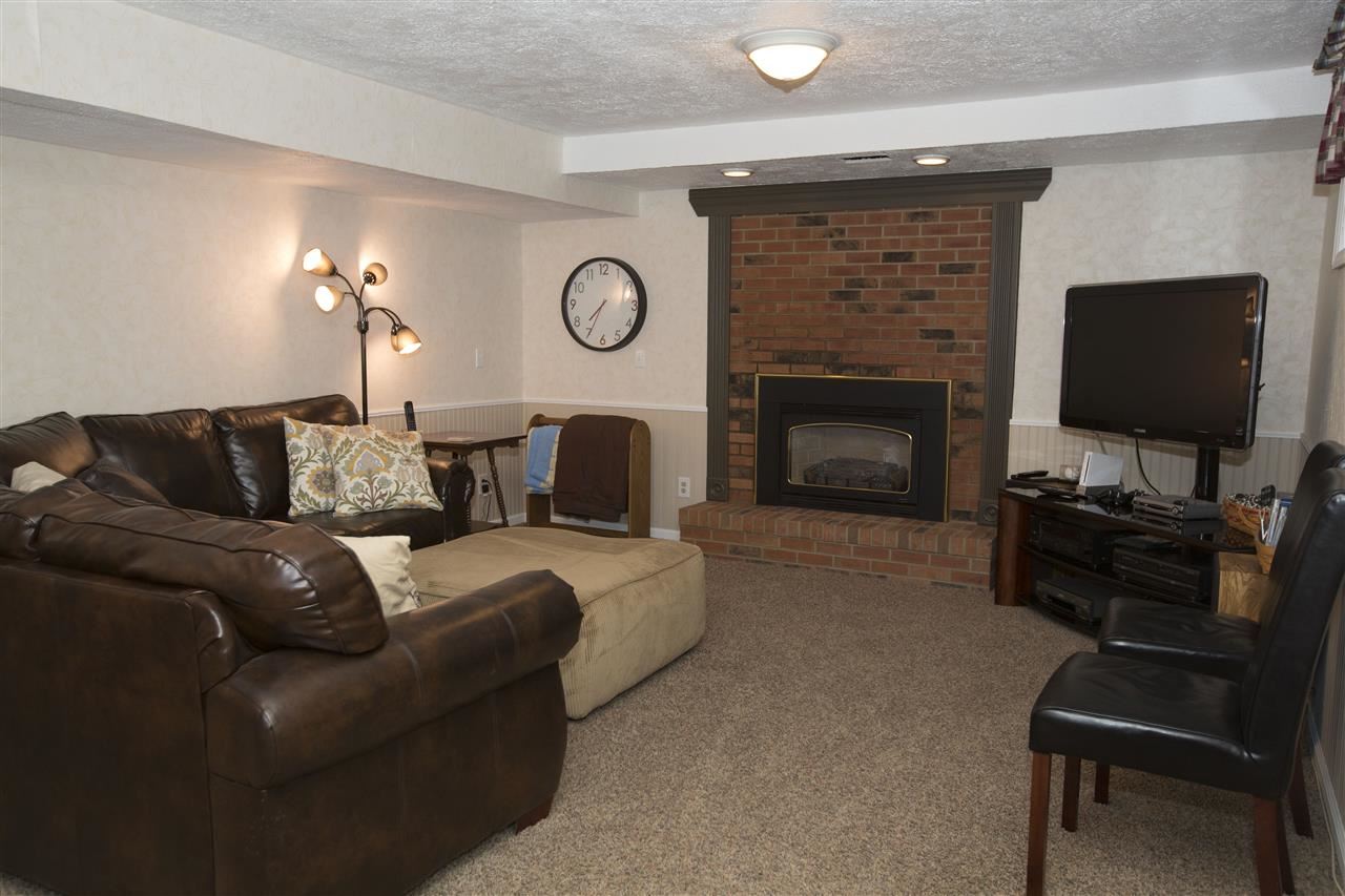 12229 Covered Wagon Ct, Granger, IN 46530 photo 24