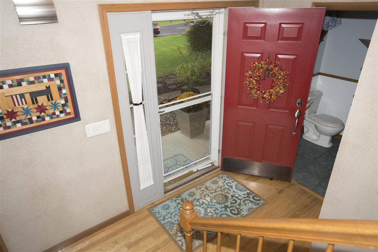 12229 Covered Wagon Ct, Granger, IN 46530 photo 2