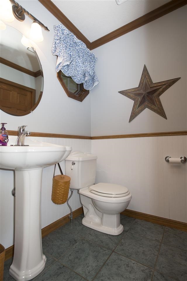 12229 Covered Wagon Ct, Granger, IN 46530 photo 10