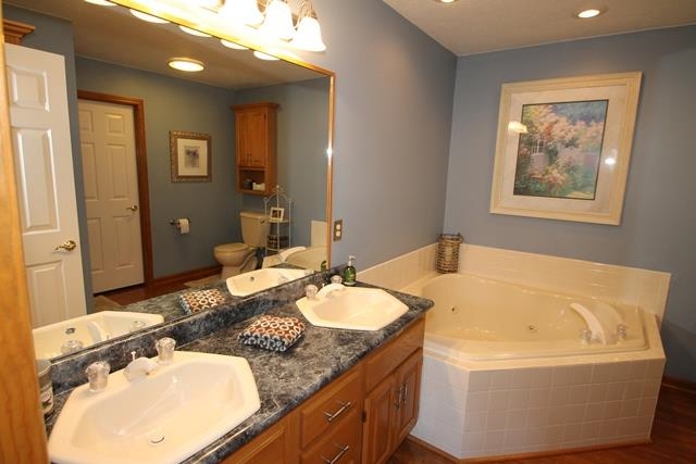 5505 W Sun Point Dr, Muncie, IN 47304 photo 13