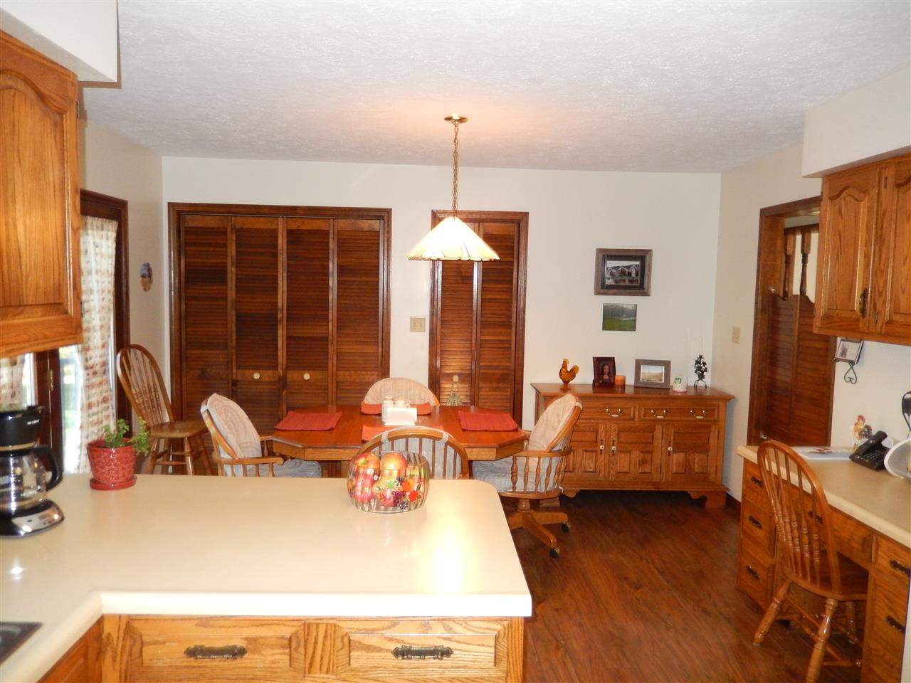 691 S Kirby Rd, Bloomington, IN 47403 photo 4