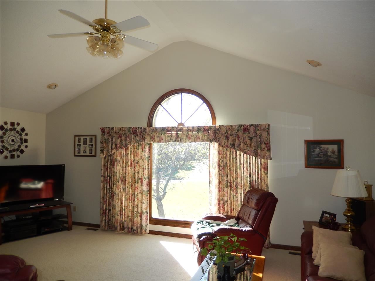 691 S Kirby Rd, Bloomington, IN 47403 photo 8