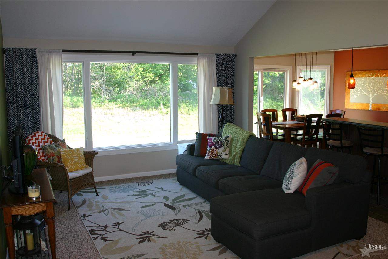 111 Kemar St, Wakarusa, IN 46573 photo 4
