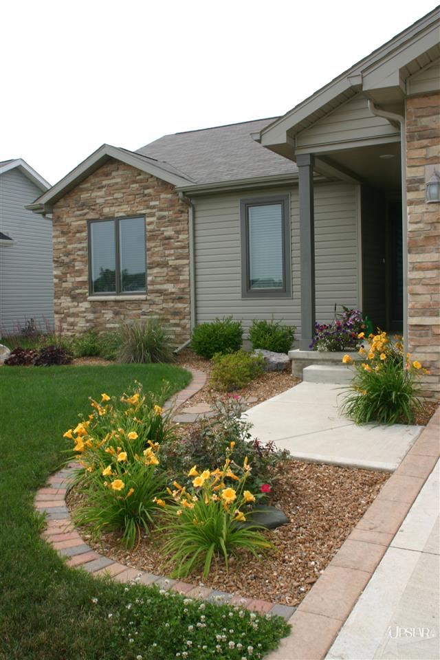 111 Kemar St, Wakarusa, IN 46573 photo 3
