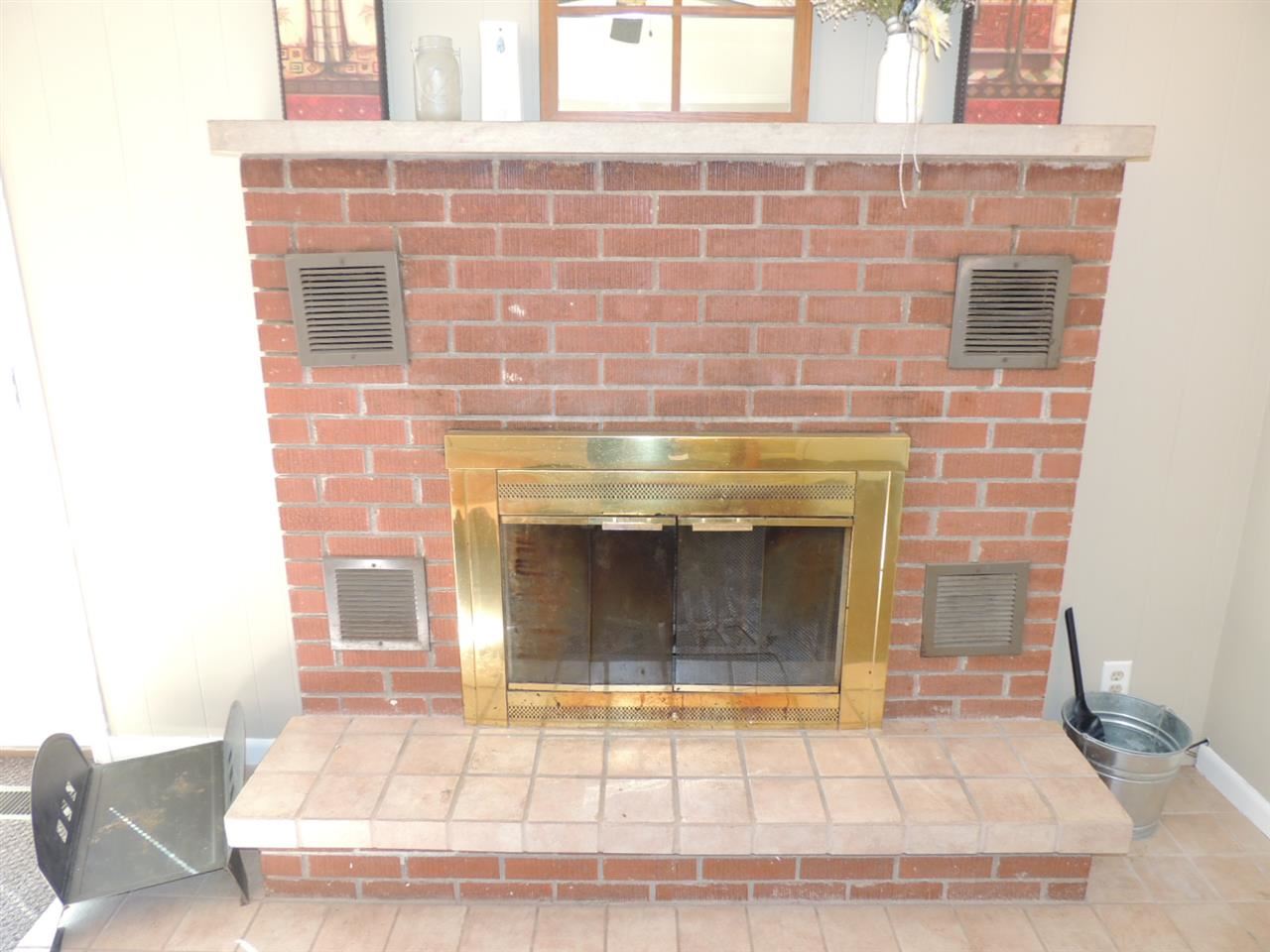 408 N Center St, Flora, IN 46929 photo 9