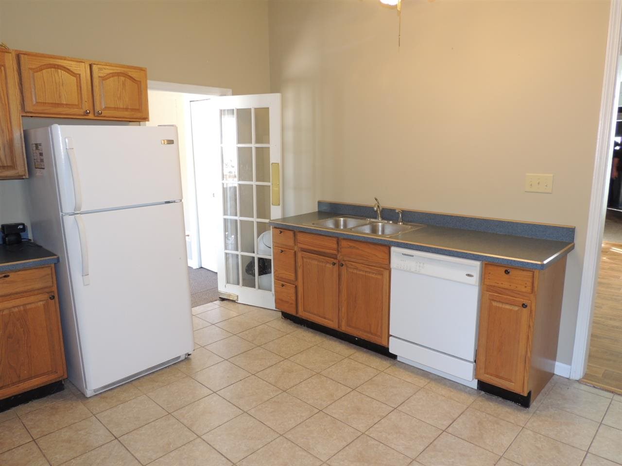 408 N Center St, Flora, IN 46929 photo 7