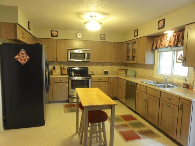 8309 N Dovin Gate Rd, Muncie, IN 47303 photo 6