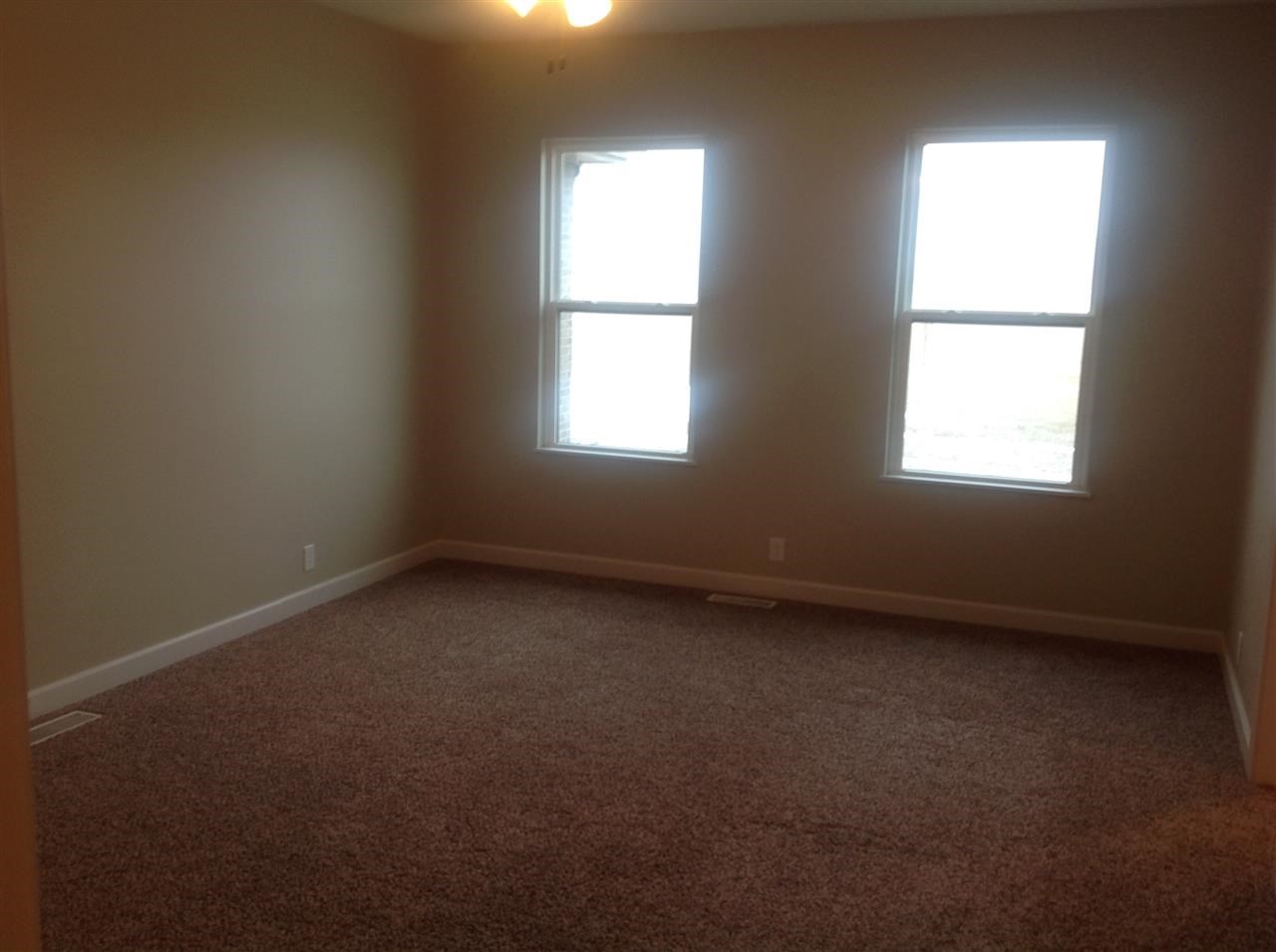 1025 Bluegrass Trl, Kokomo, IN 46901 photo 9