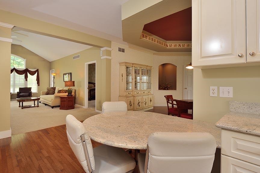 1605 Amberwood Dr, Goshen, IN 46526 photo 9