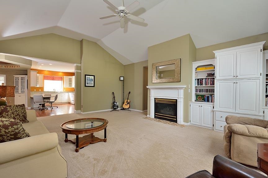 1605 Amberwood Dr, Goshen, IN 46526 photo 5