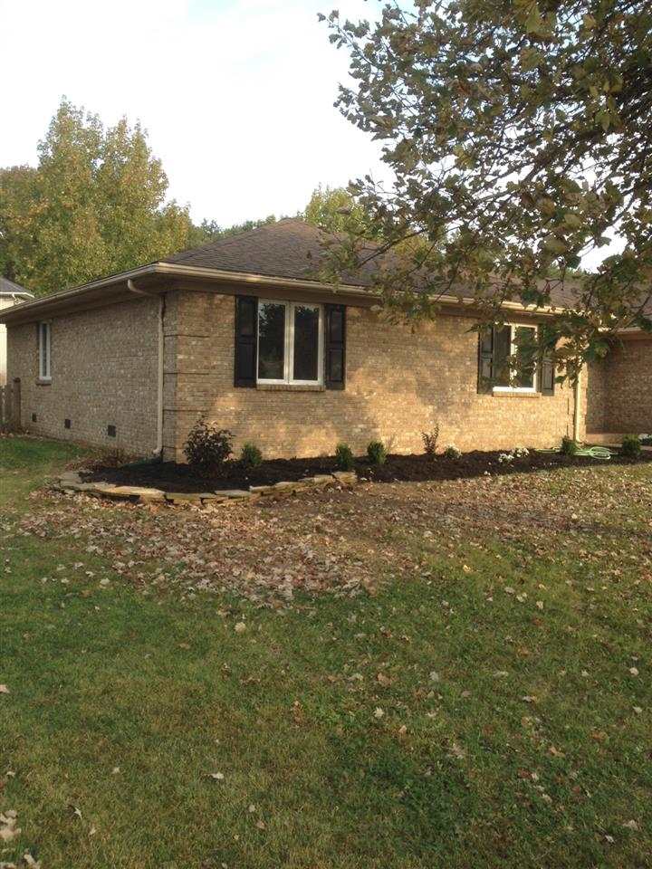 7001 Southport Dr, Evansville, IN 47710 photo 3
