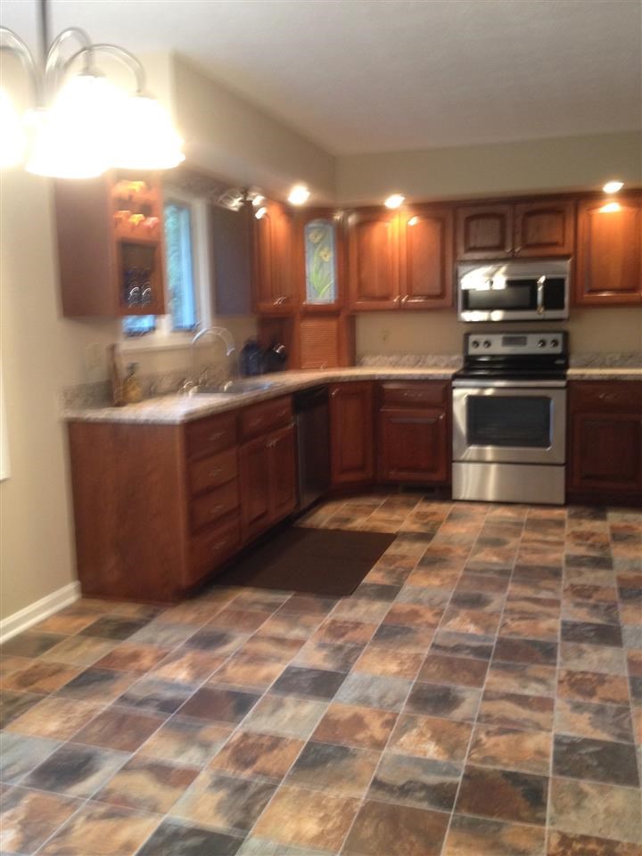 7001 Southport Dr, Evansville, IN 47710 photo 9