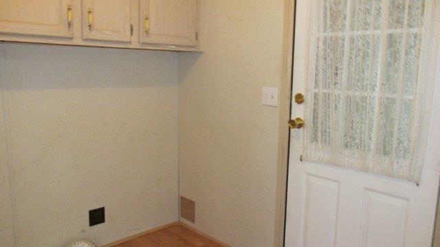 107 W Branch St, Petersburg, IN 47567 photo 13