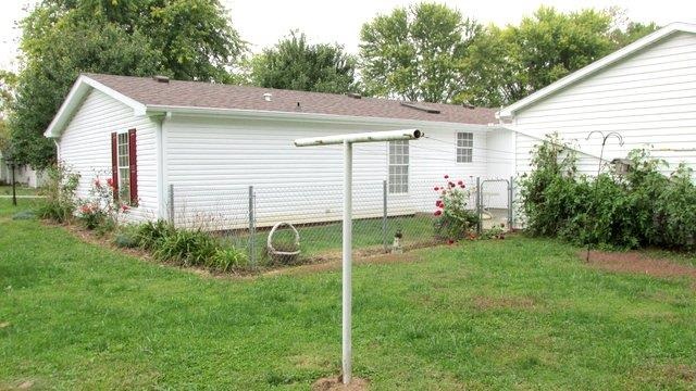107 W Branch St, Petersburg, IN 47567 photo 17