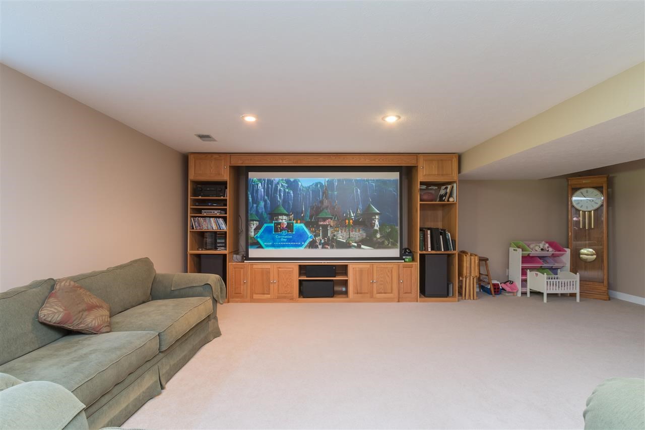 53251 County Murray Dr, Granger, IN 46530 photo 4