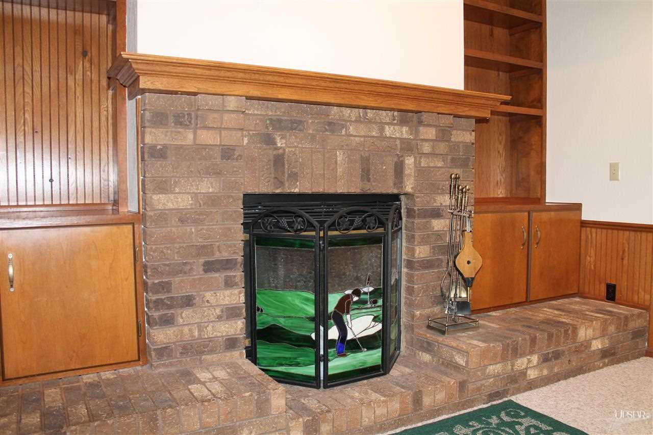 3825 Northcove Dr, New Haven, IN 46774 photo 8