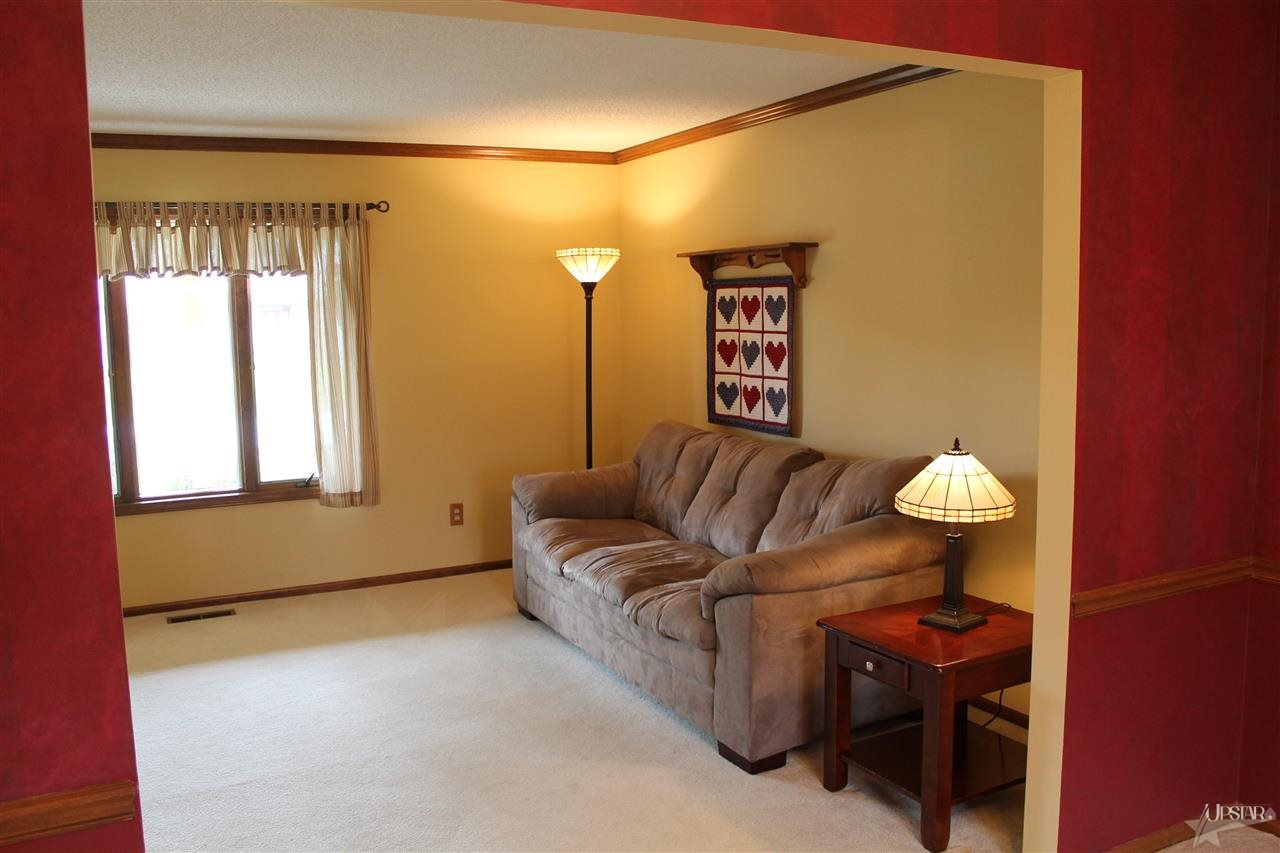 3825 Northcove Dr, New Haven, IN 46774 photo 16