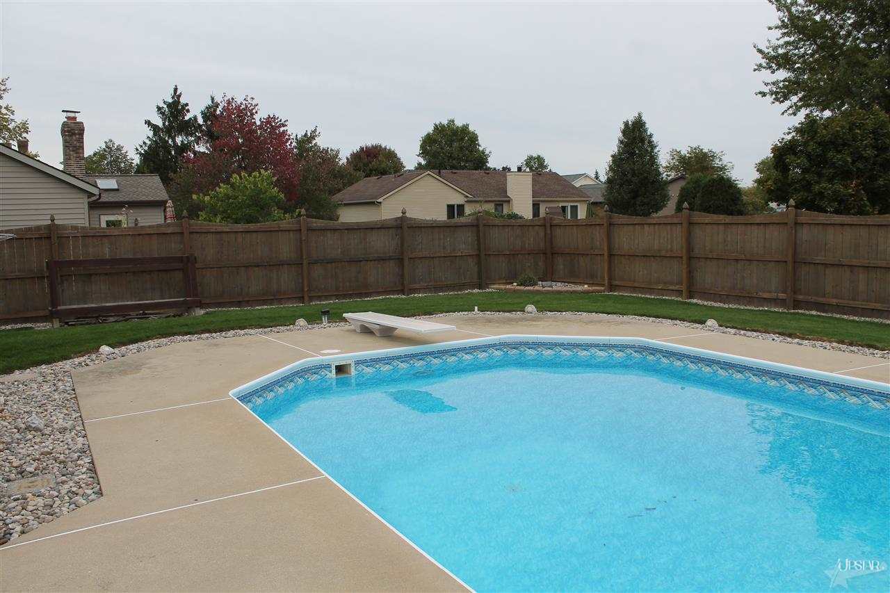 3825 Northcove Dr, New Haven, IN 46774 photo 28