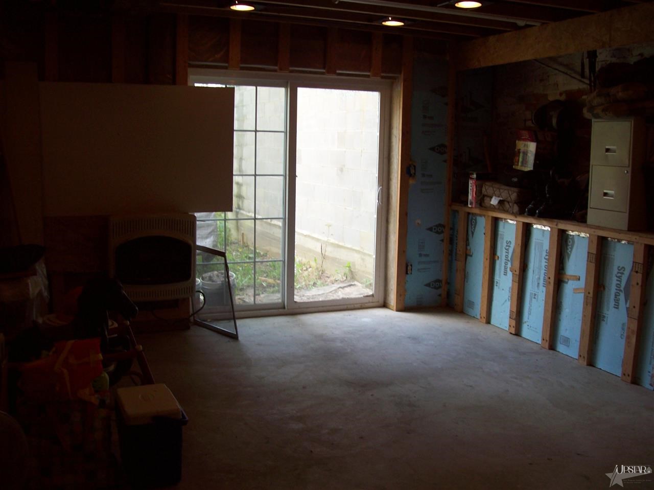 8670 Auburn Rd, Fort Wayne, IN 46825 photo 26