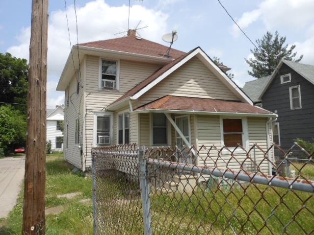 621 W Crawford St, Elkhart, IN 46514 photo 3
