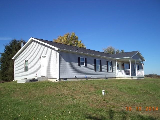 12595 S 700 W, Silver Lake, IN 46982 photo 2