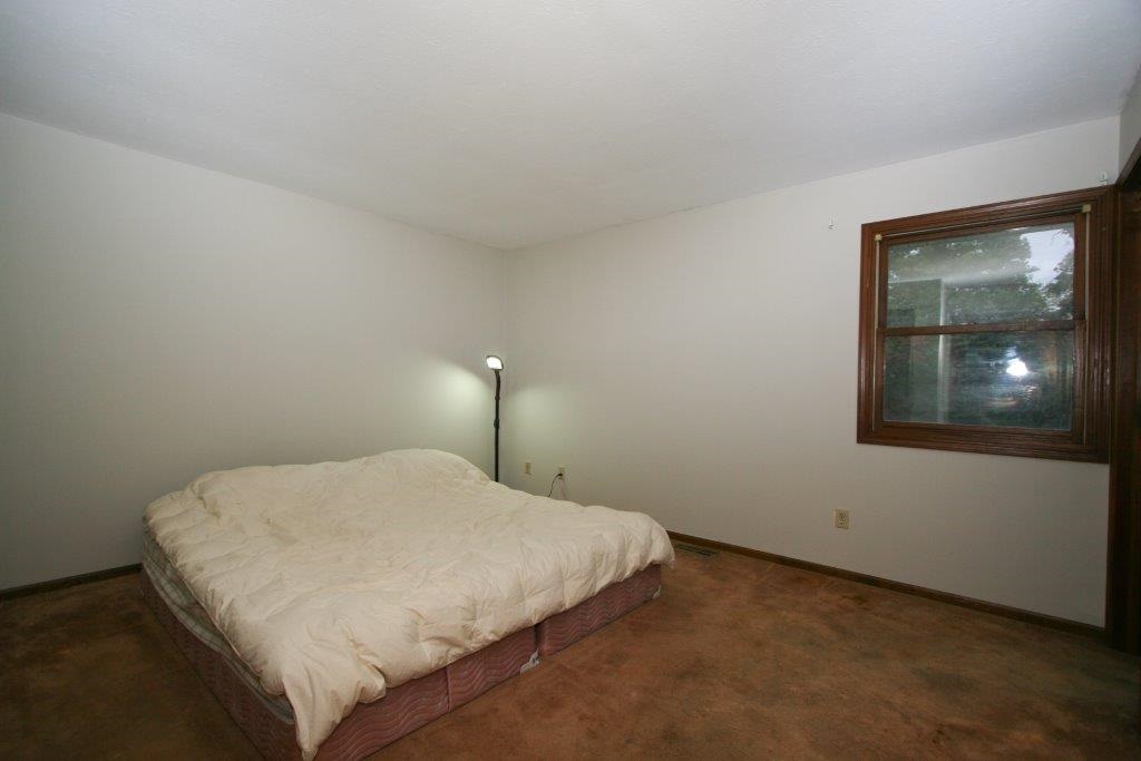 22191 Woodside Dr, Bristol, IN 46507 photo 11