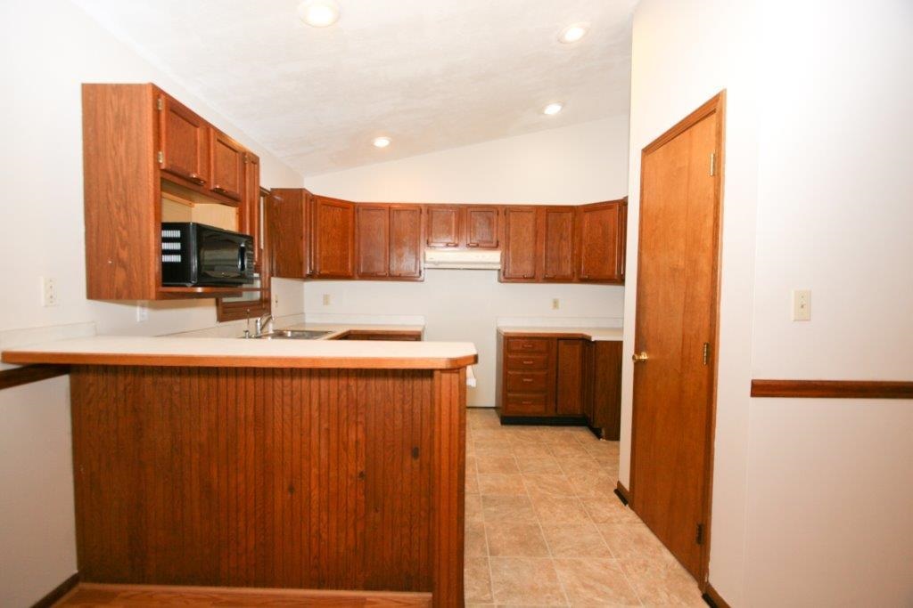 22191 Woodside Dr, Bristol, IN 46507 photo 8