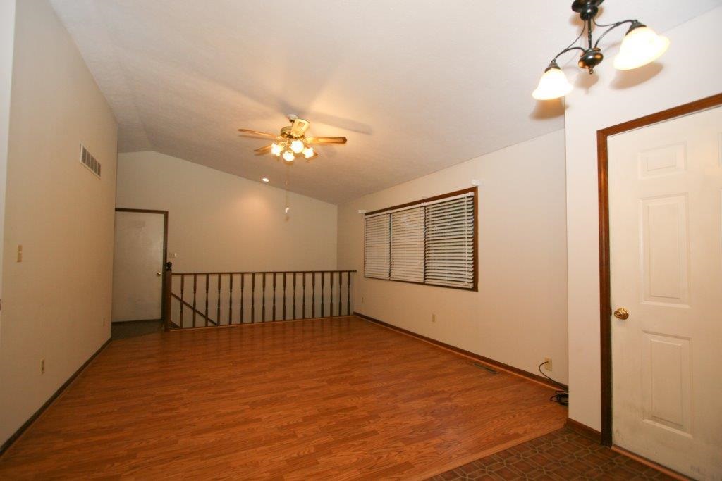 22191 Woodside Dr, Bristol, IN 46507 photo 5