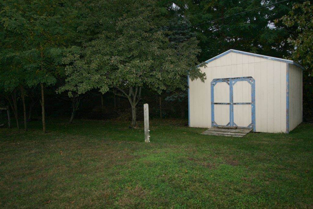 22191 Woodside Dr, Bristol, IN 46507 photo 25
