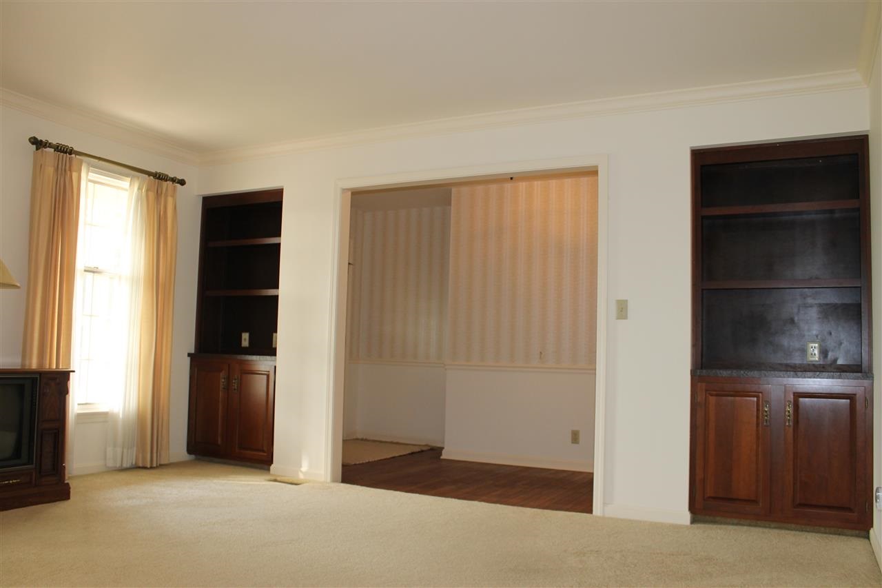 8111 Wilton Way, Evansville, IN 47725 photo 3