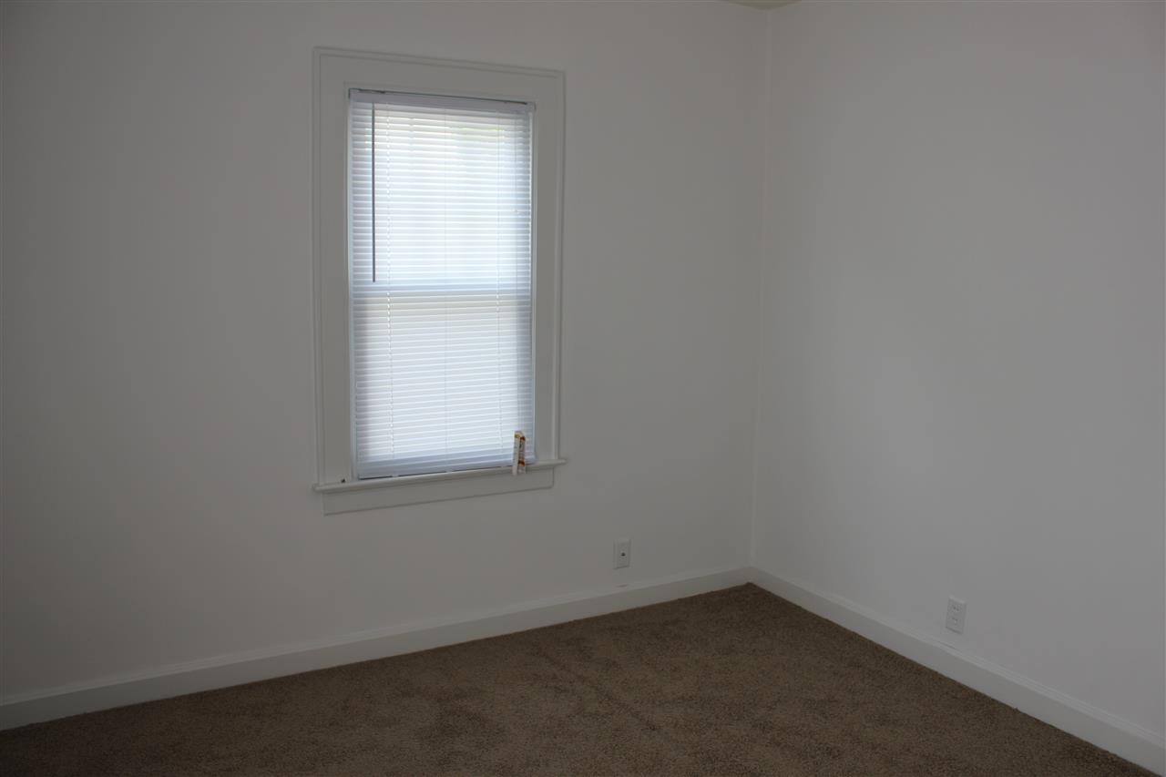 1718 N Weinbach Ave, Evansville, IN 47711 photo 12