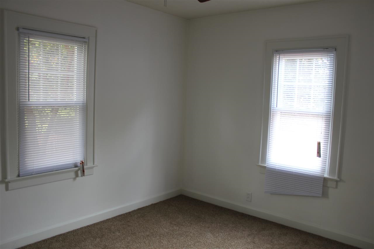 1718 N Weinbach Ave, Evansville, IN 47711 photo 10