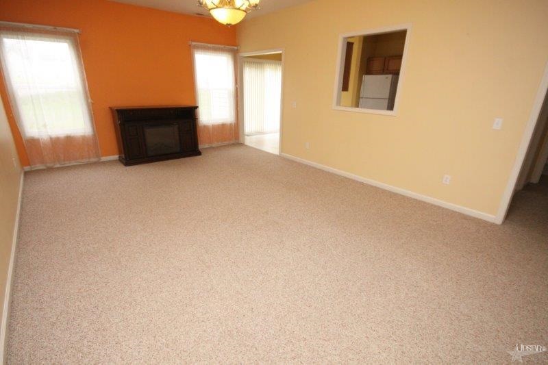 205 Mabry Cv, Fort Wayne, IN 46825 photo 2