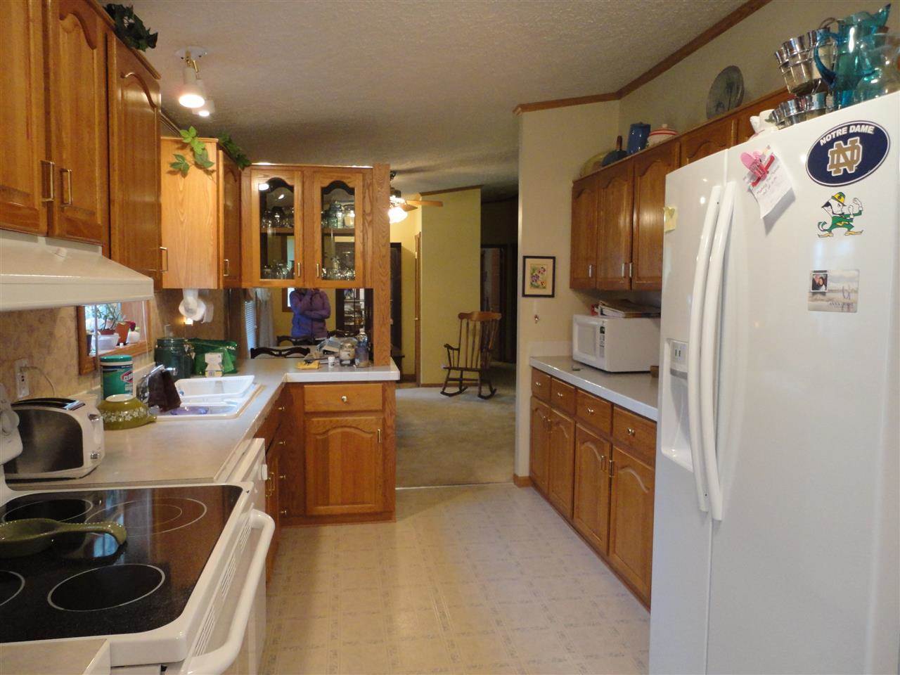 54402 Killarney Ln, Elkhart, IN 46514 photo 2