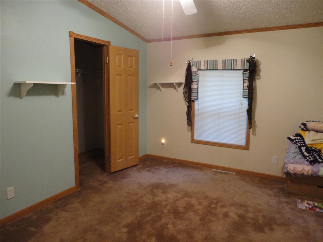 54402 Killarney Ln, Elkhart, IN 46514 photo 9