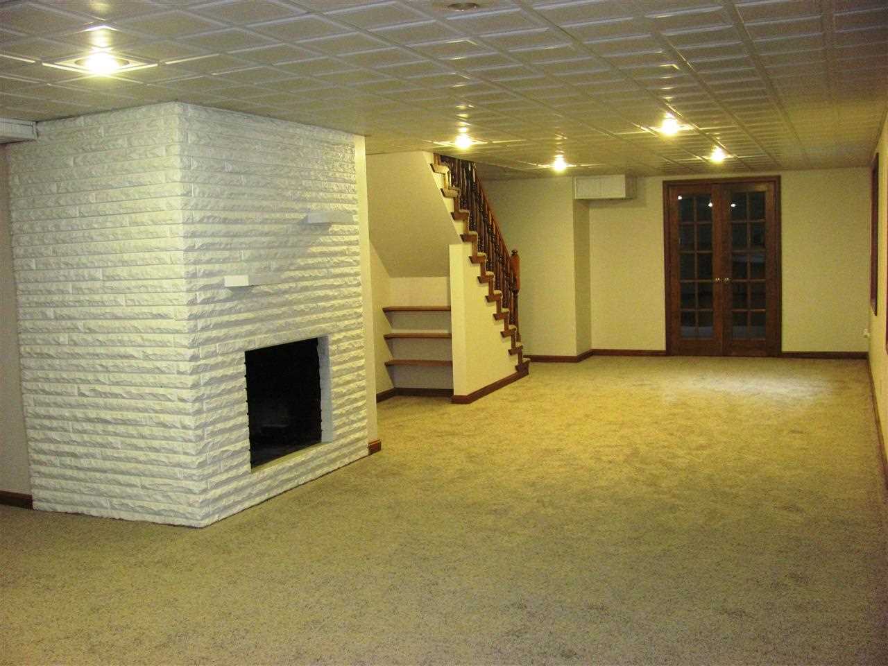 1411 Brookdale Dr, Evansville, IN 47720 photo 17