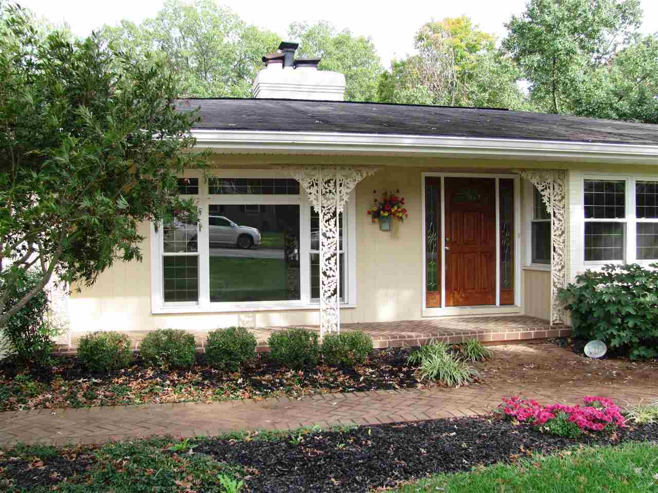 1411 Brookdale Dr, Evansville, IN 47720 photo 2