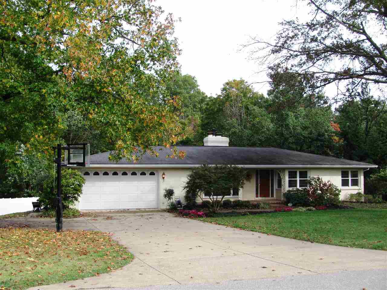 1411 Brookdale Dr, Evansville, IN 47720 photo 1
